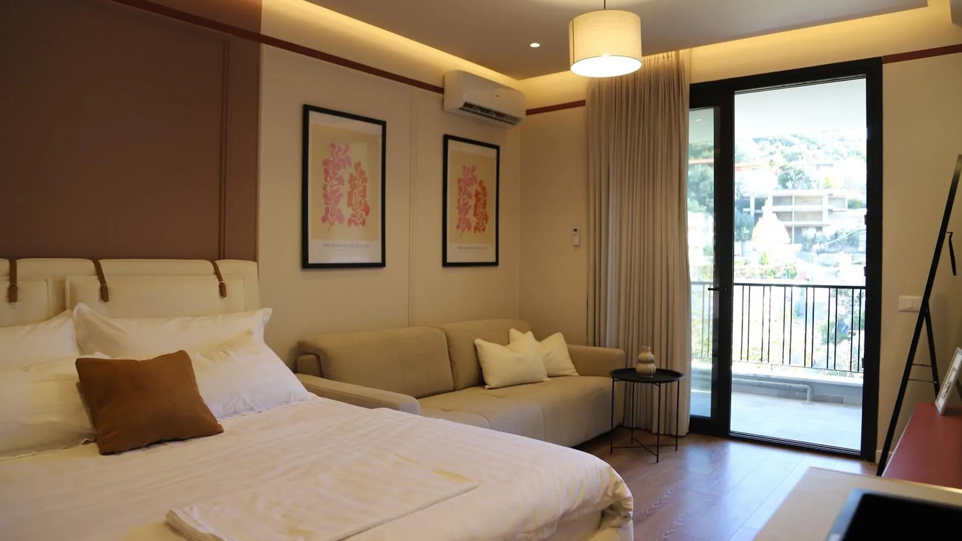 Petit Ritz Apartment Vlore