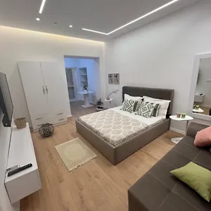 2 Vlorë